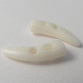 24mm Ivory Marble Effect Toggle 2 Hole Sewing Button