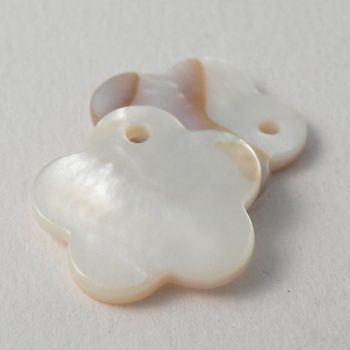 17mm White Flower River Shell 1 Hole Button