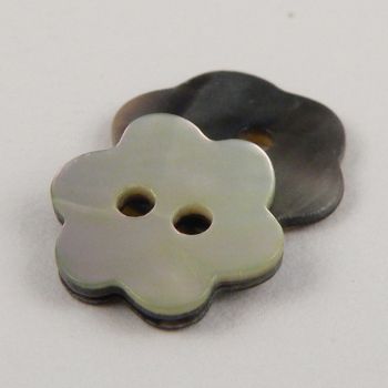 15mm Natural Flower Agoya Shell 2 Hole Button