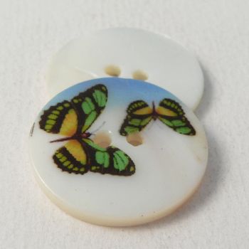 28mm Butterfly River Shell 2-Hole Button