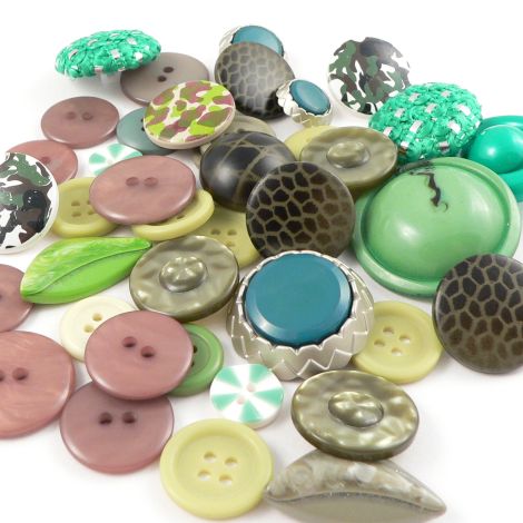 The Green Collection Assorted 50g Button Pack